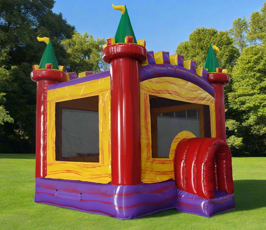 Castle Bounce House 15 - HullaBalloo Sales